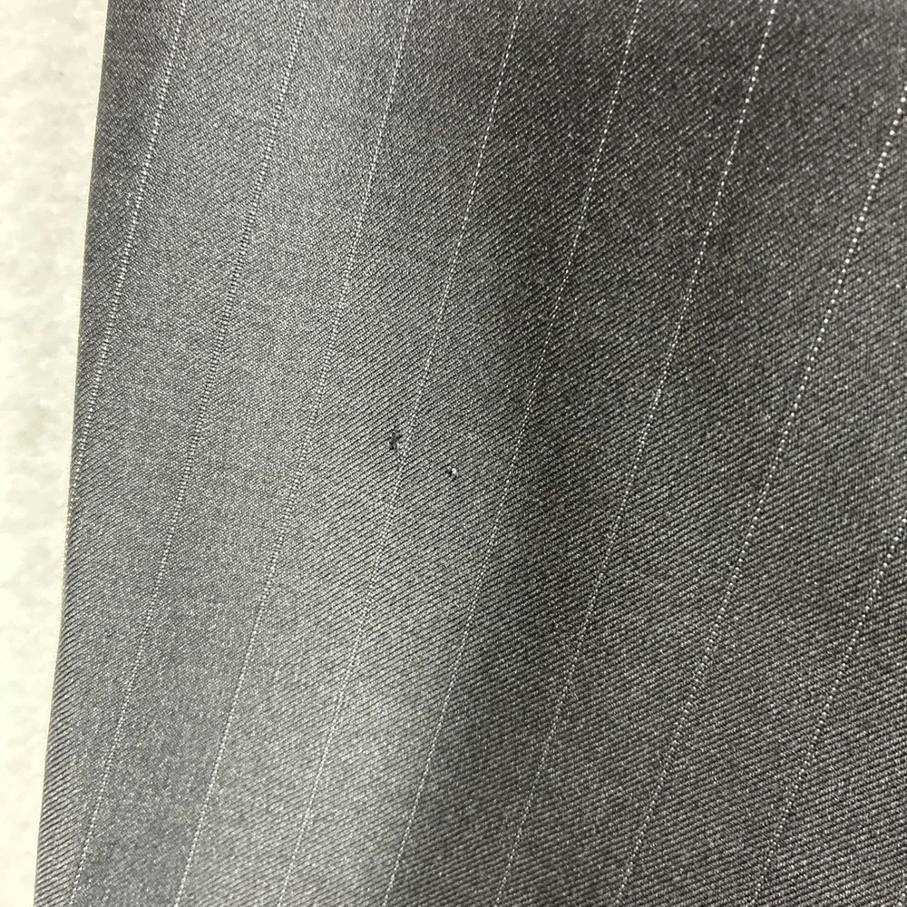 Jos. A Bank Men's Wool Charcoal Gray Pinstripe Suit 2 Piece 44R 38x33 Formal